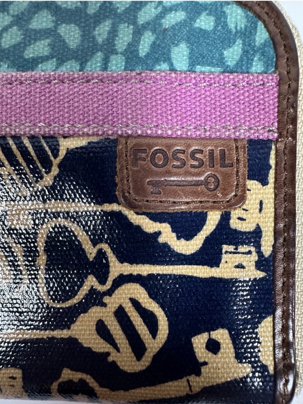 Fossil Multicolor Wristlet Clutch with Strap